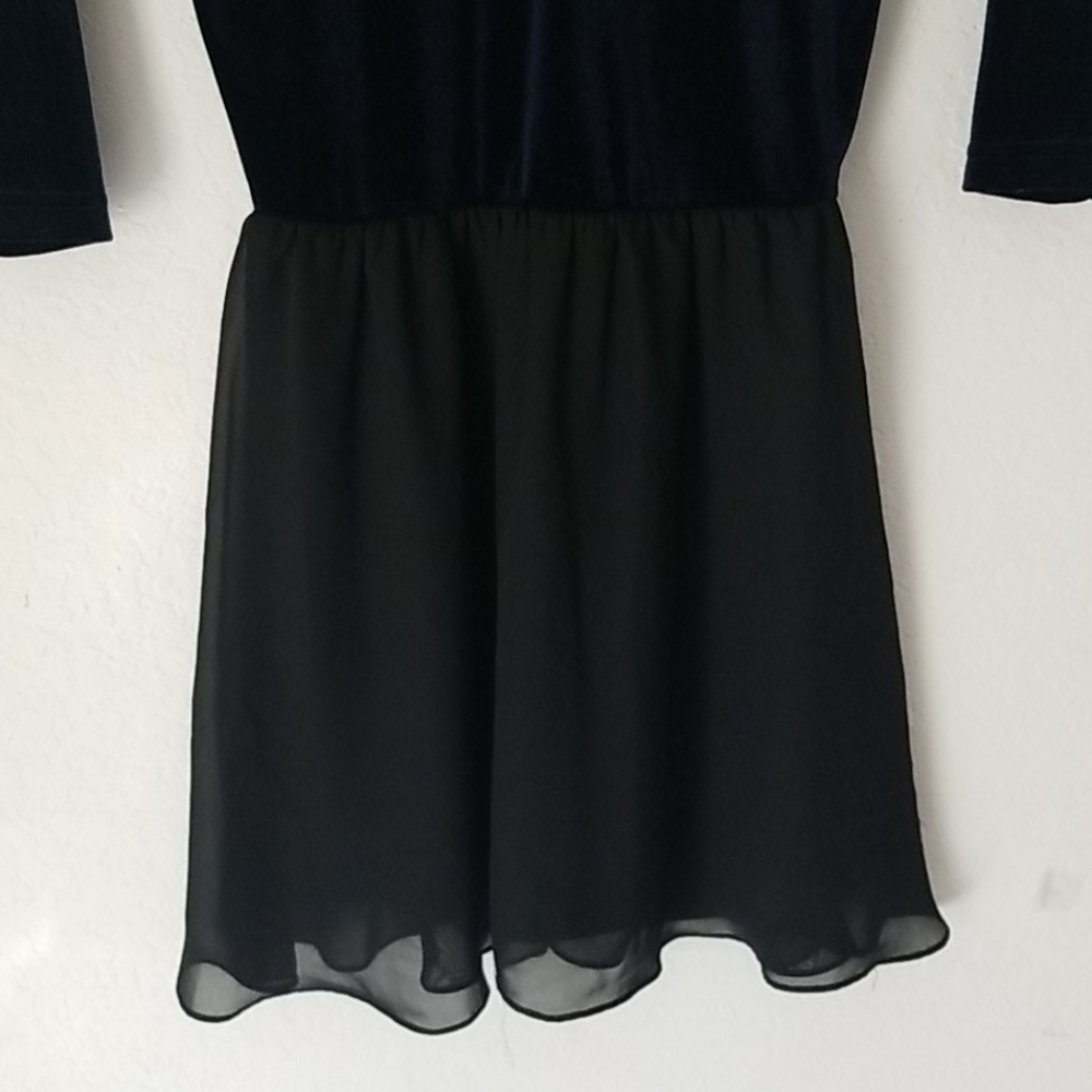 H&M illusion neckline mini dress - Picture 4 of 8